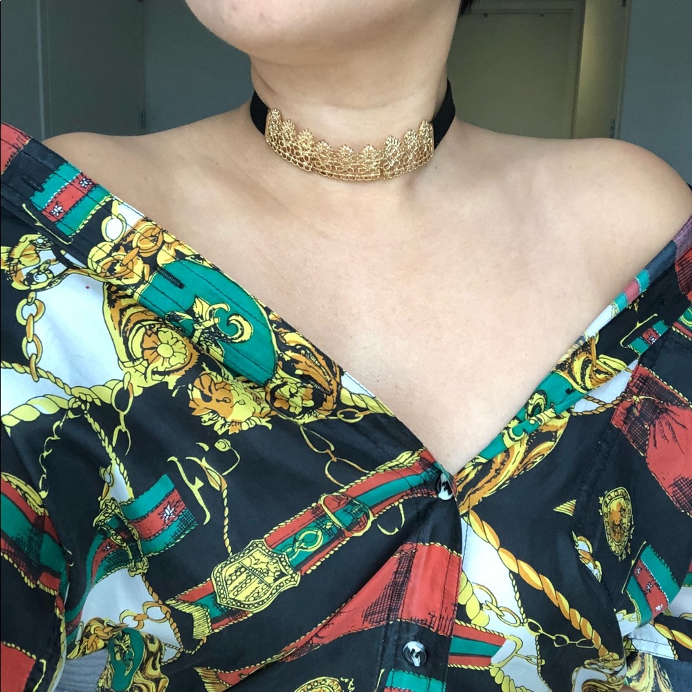NWOT: Black Choker with Gold Detail